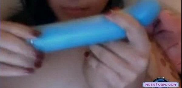  [moistcam.com] Spread curvy teen takes blue toy! [free xxx cam]